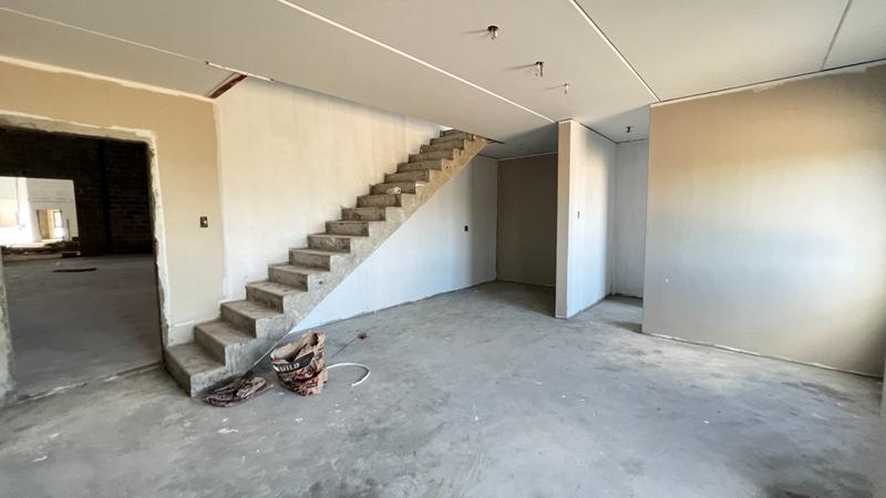 To Let commercial Property for Rent in Killarney Gardens Western Cape